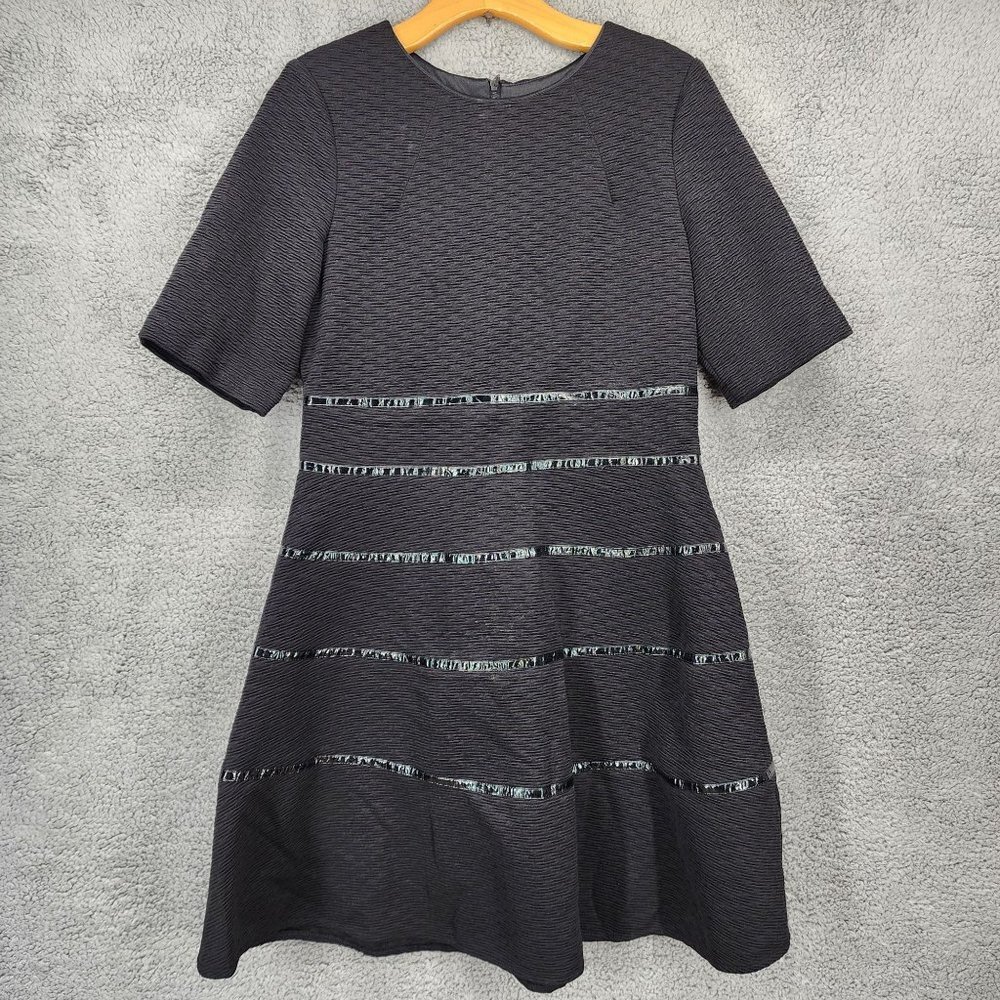 TAYLOR Women's Size 14 Black Short Sleeve Fit & Flare Mini Dress Zip Closure